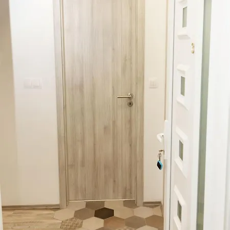 Berzsenyi Apartmanhaz Kaposvar Exterior photo