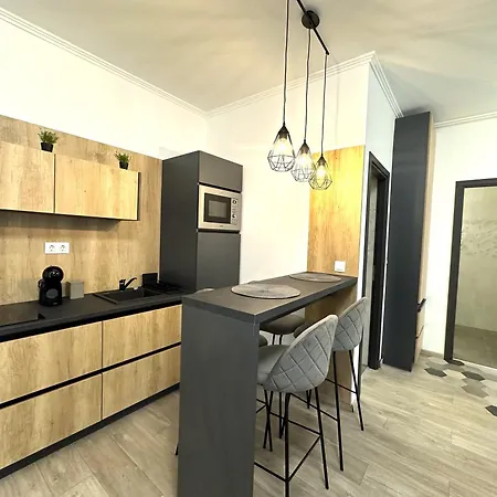 Berzsenyi Apartmanhaz Kaposvar Exterior photo