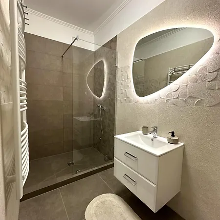 Berzsenyi Apartmanhaz Kaposvar Exterior photo