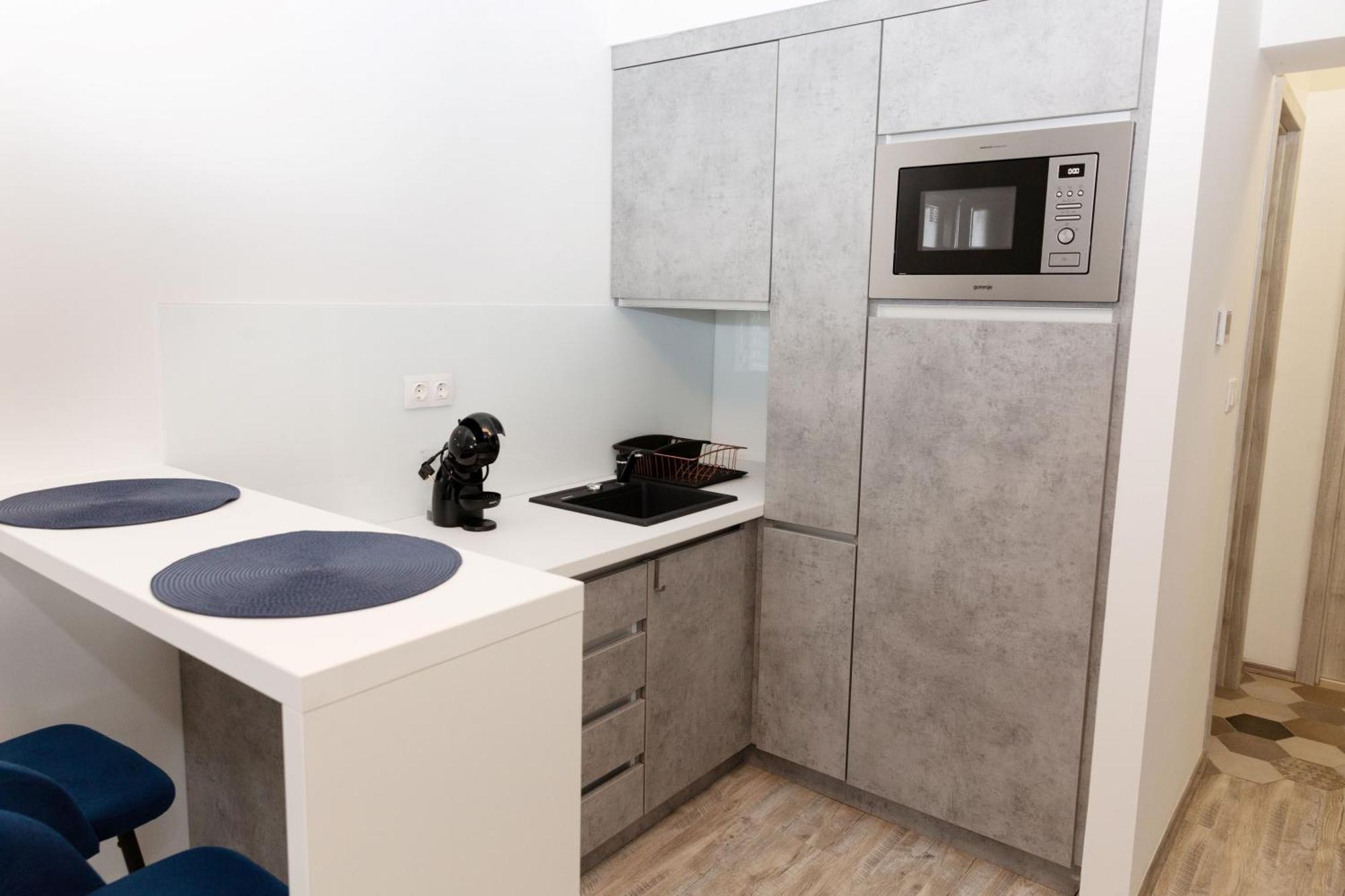Berzsenyi Apartmanhaz Apartment *