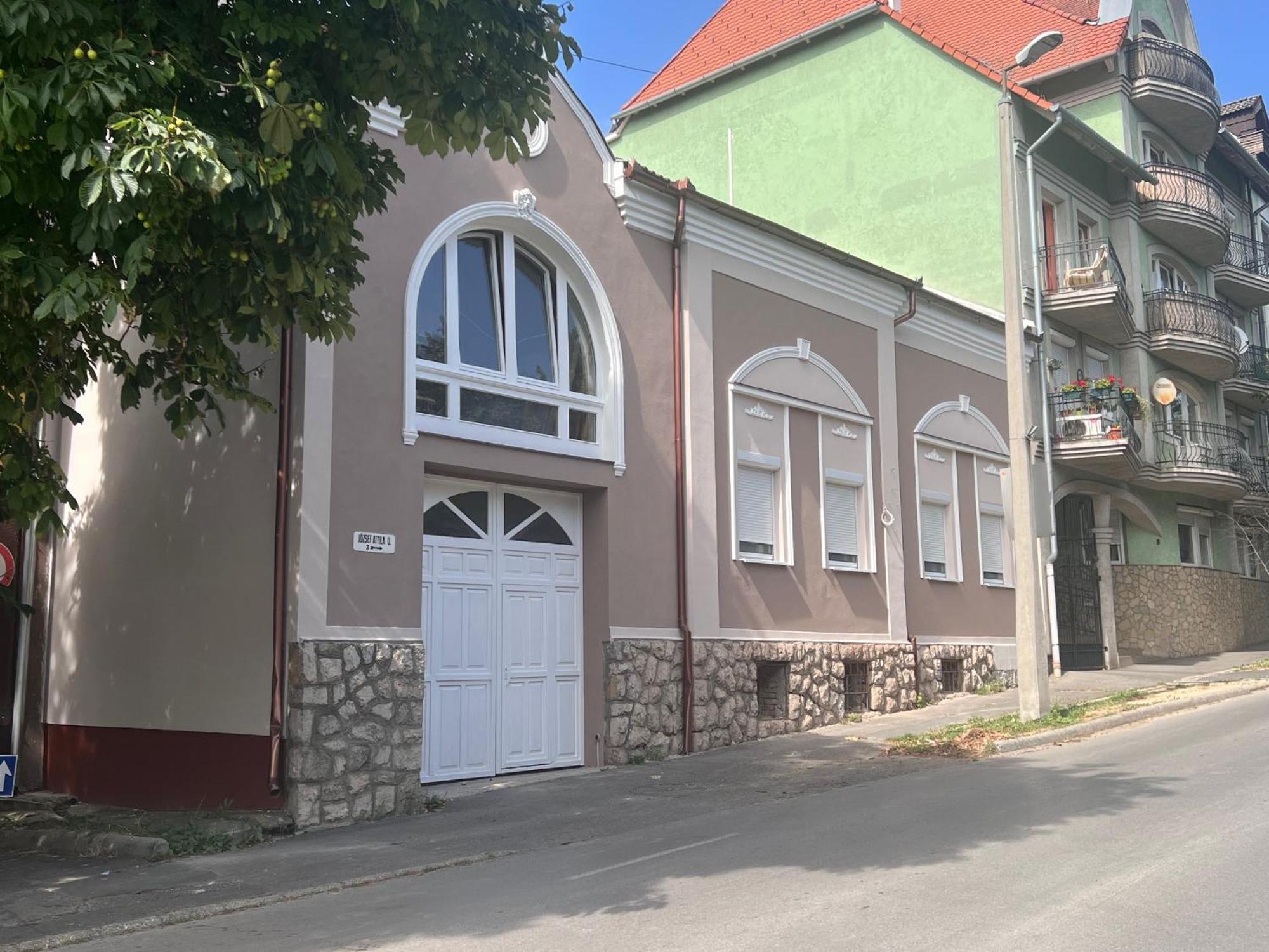 Berzsenyi Apartmanhaz Kaposvár